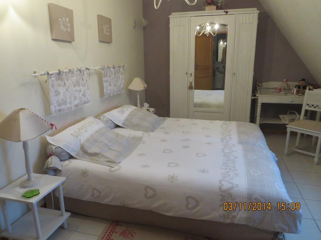 Jumièges Chambres D'Hotes Au Temps Des Cerises חדר תמונה