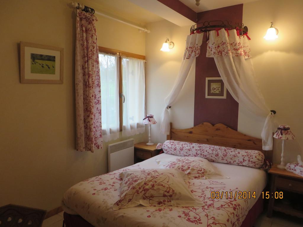 Jumièges Chambres D'Hotes Au Temps Des Cerises חדר תמונה